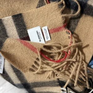 Burberry Tan and Black Check Cashmere Scarf with Tags